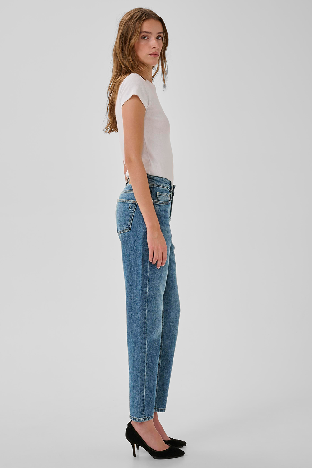 04 The Mommy 139 Jeans