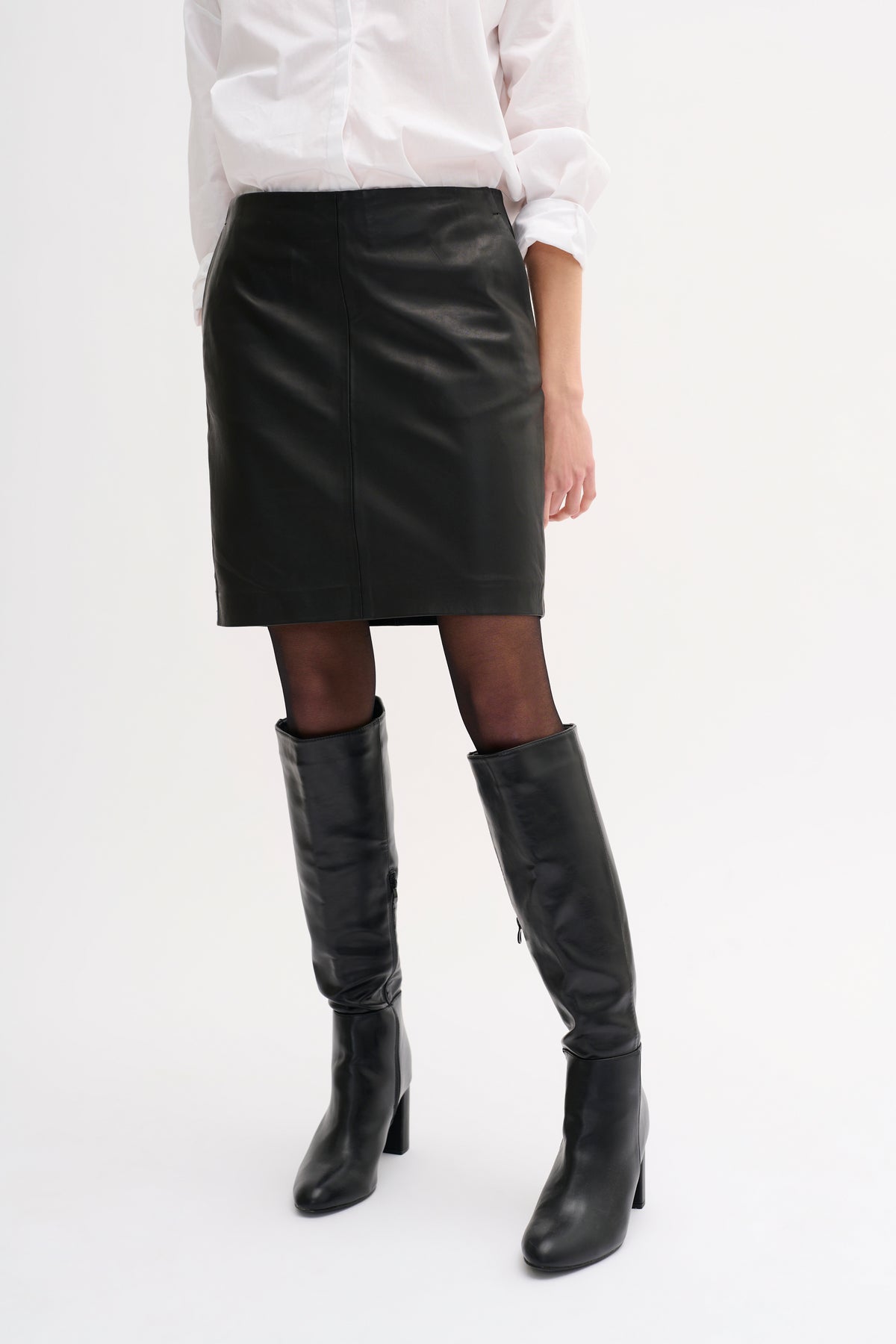 My Essential Wardrobe 19 lædernederdel – sort
