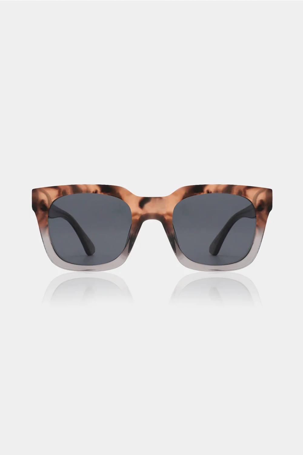 Nancy Solbrille