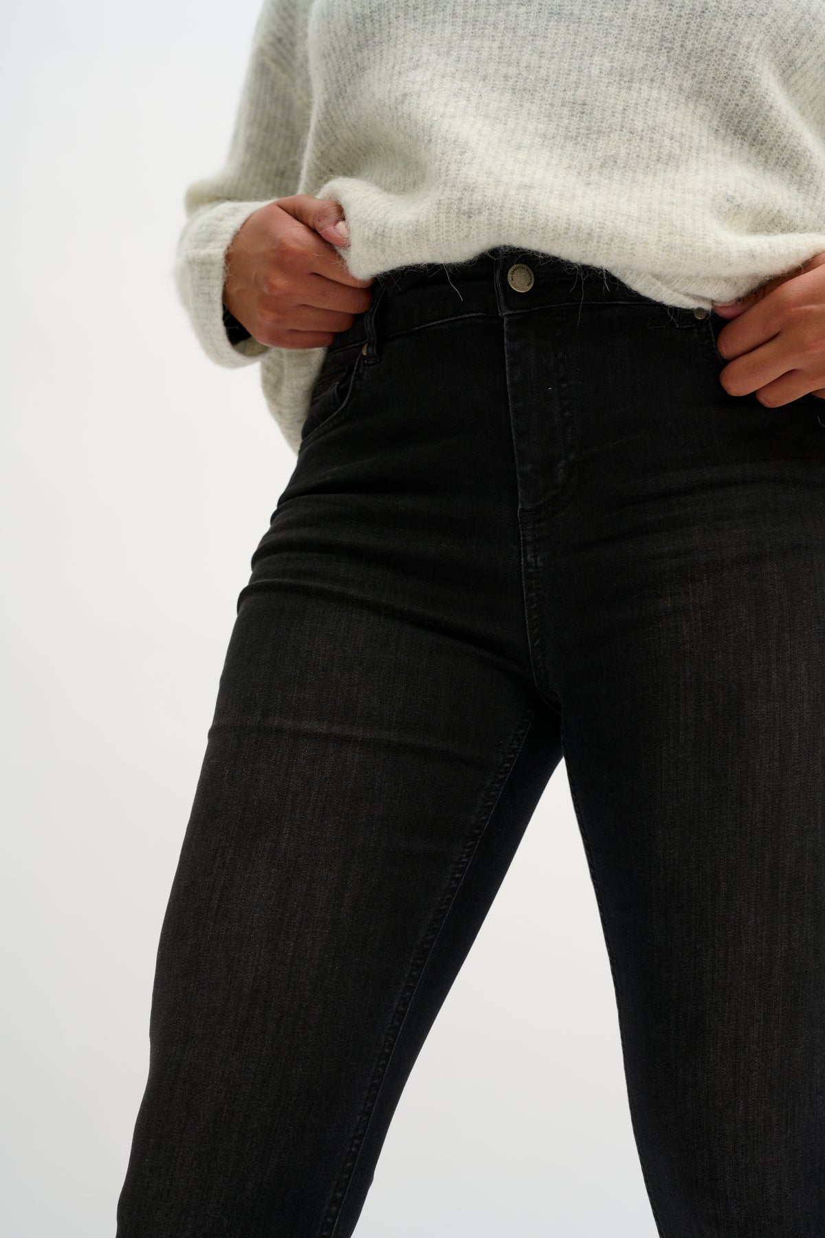 39 THE NORA HIGH SLIM Jeans