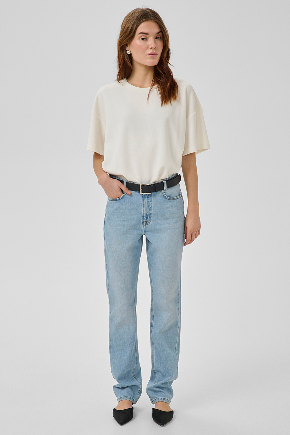 07 THE ISA 139 Jeans