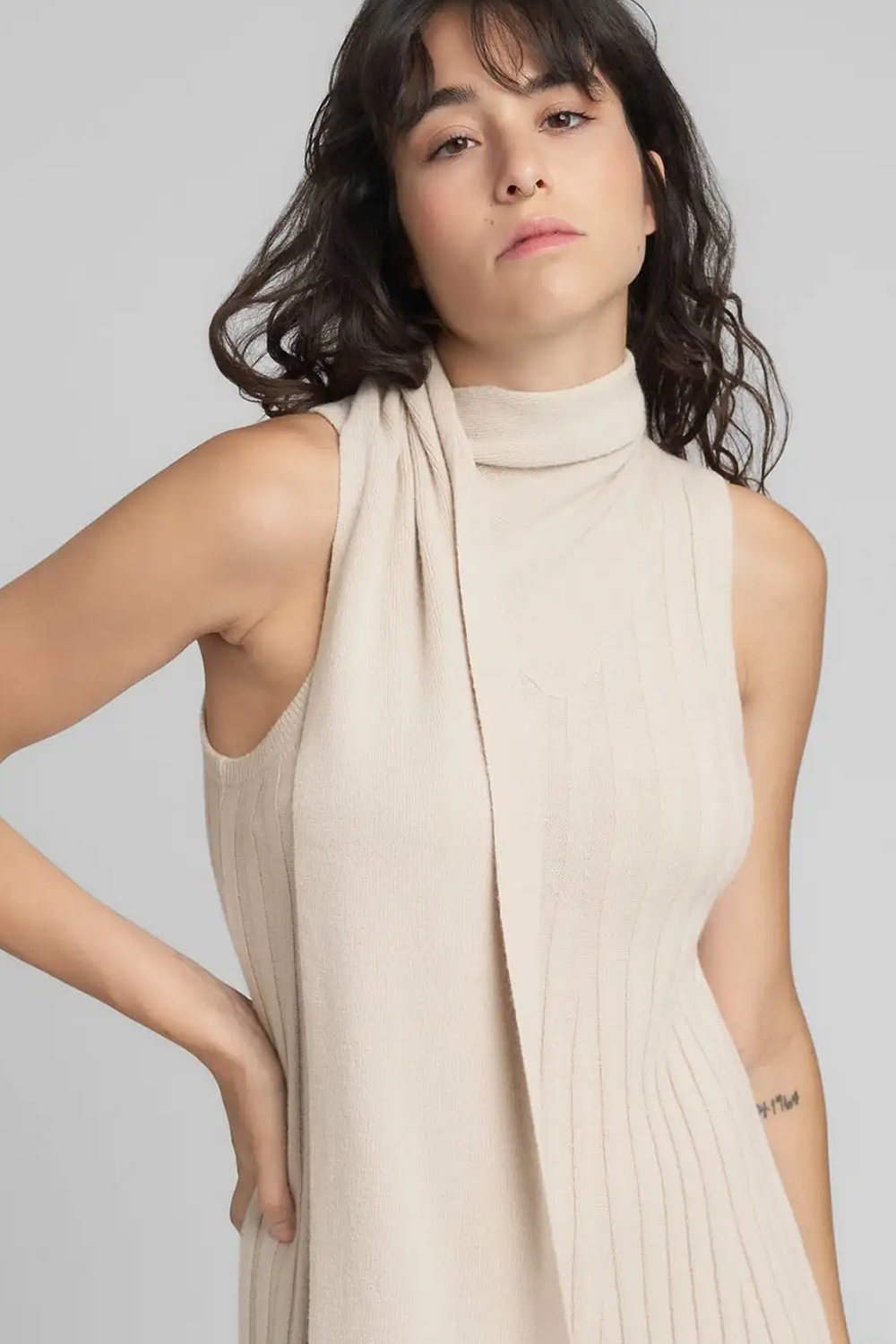 Scarf Neck Kjole